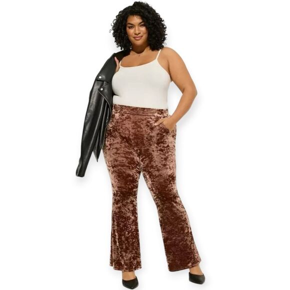 6X 30W Torrid Brown Flare Legging Pant Pockets Crushed Velvet Full Length pull - Picture 1 of 7